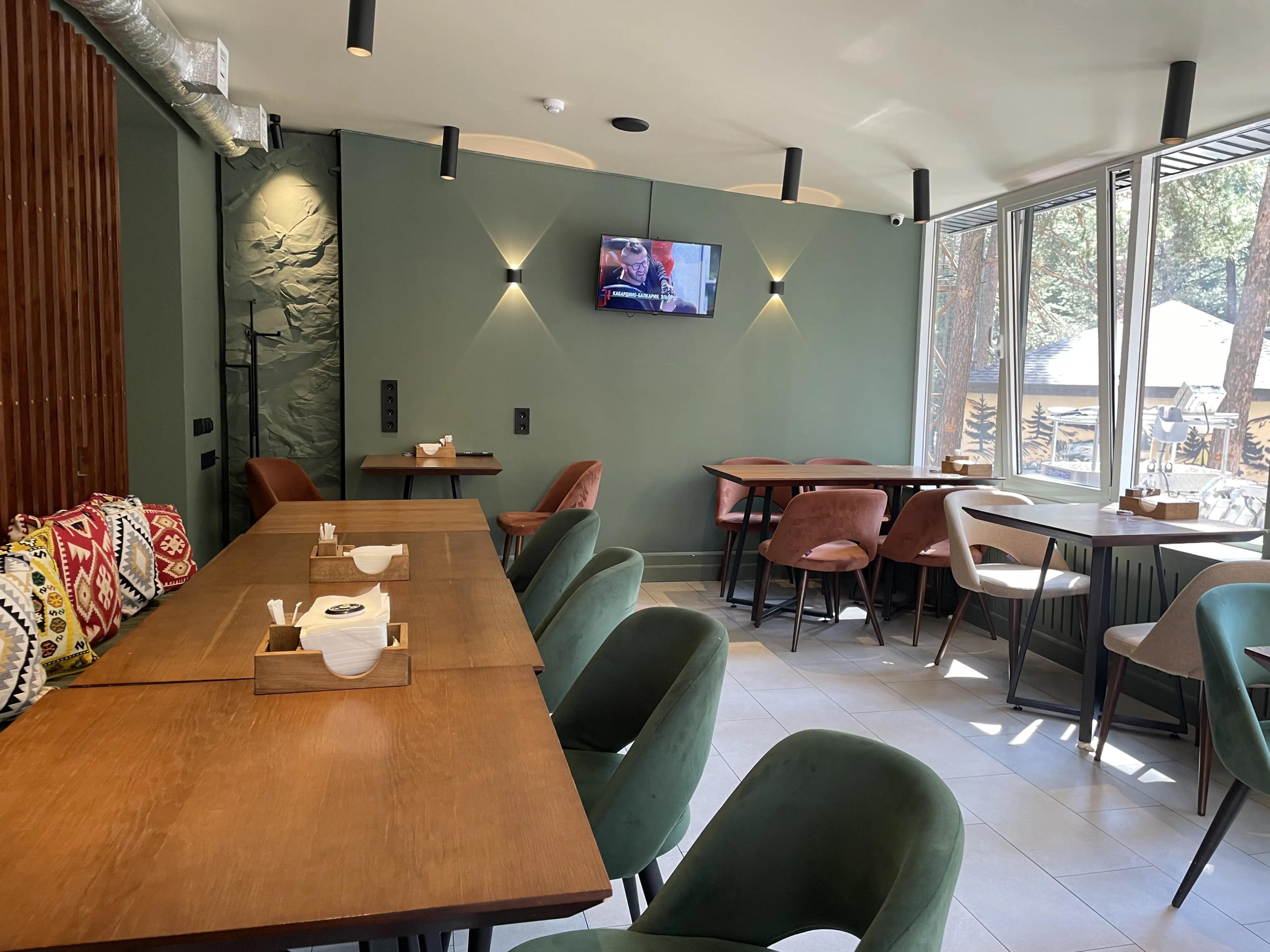 restaurant